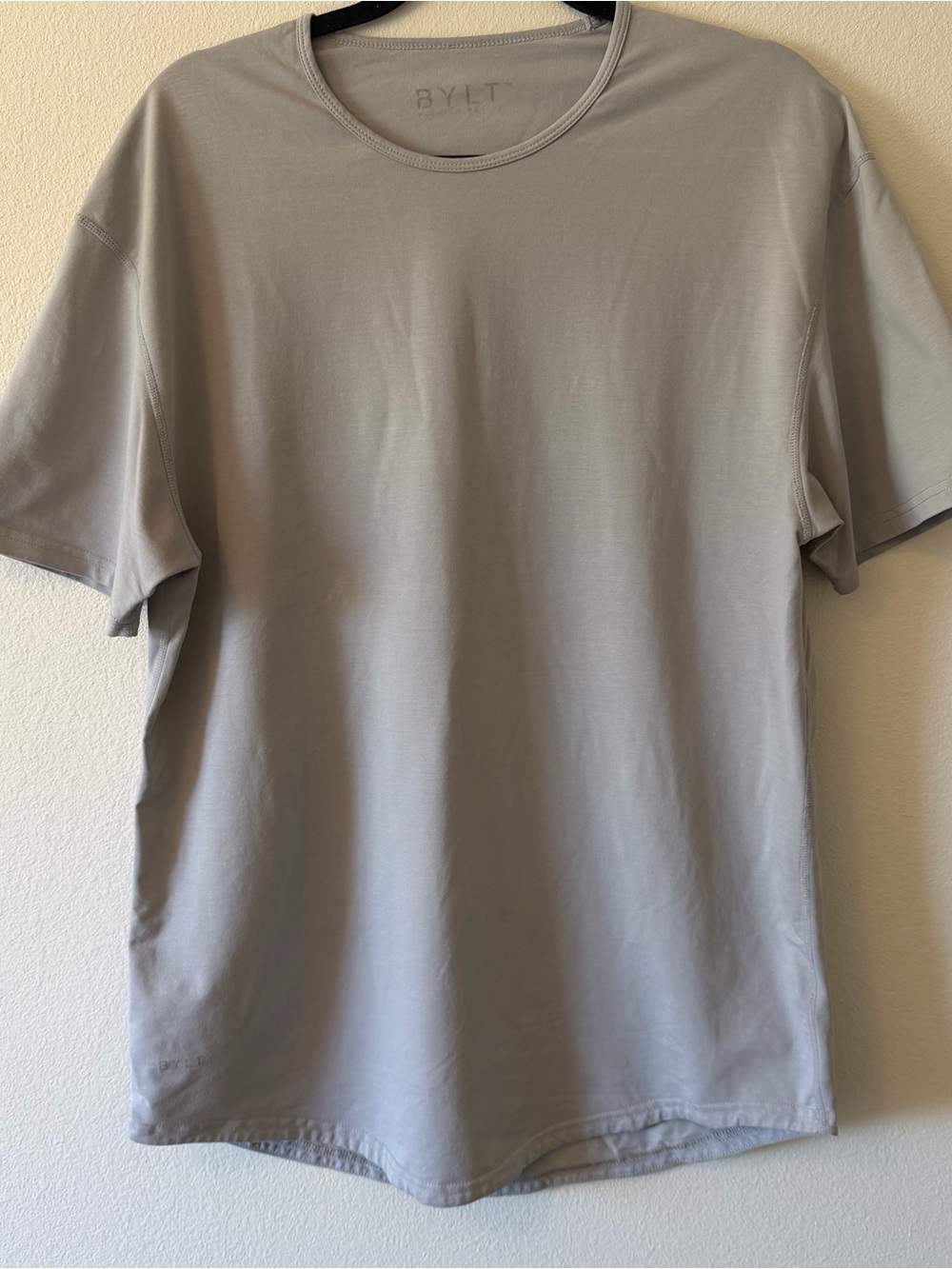 BYLT Premium Basics Mens Lux T Shirt Drop Cut Curved Hem Lt. Gray Size XL